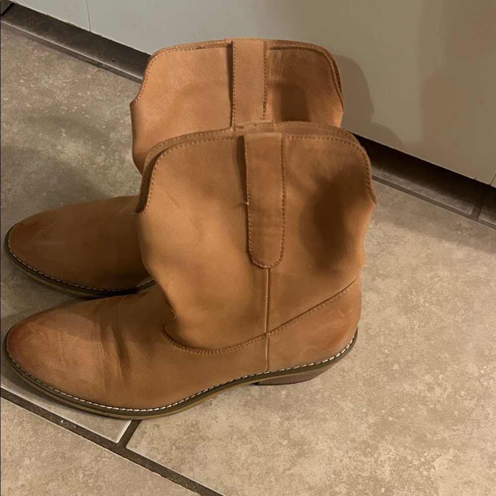 Crown Vintage 7 Tan Leather Women's Boots - Picture 2 of 6